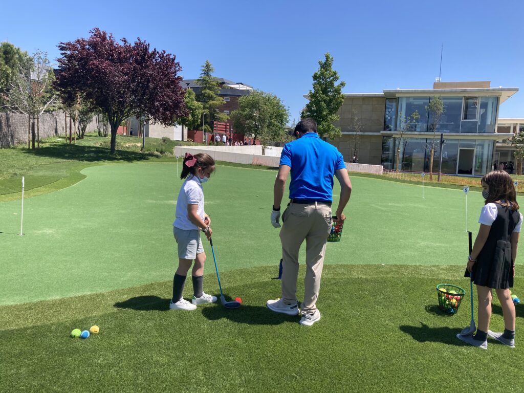 colegio-britanico-en-madrid-instalacion golf