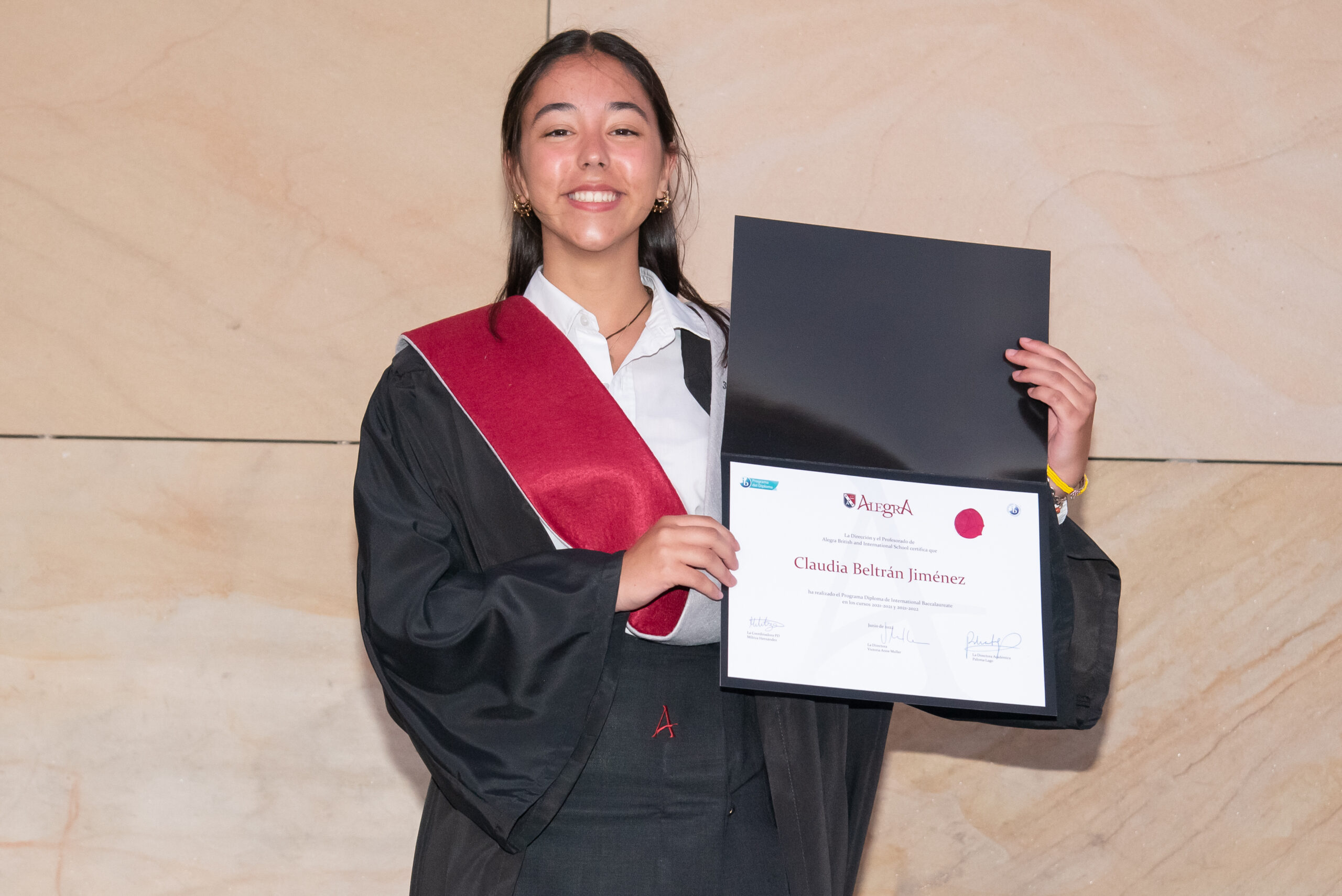 colegio-britanico-en-madrid-03 Alegra Graduación2022 Entrega diplomas 015 scaled