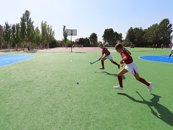 colegio-britanico-en-madrid-hockey 1