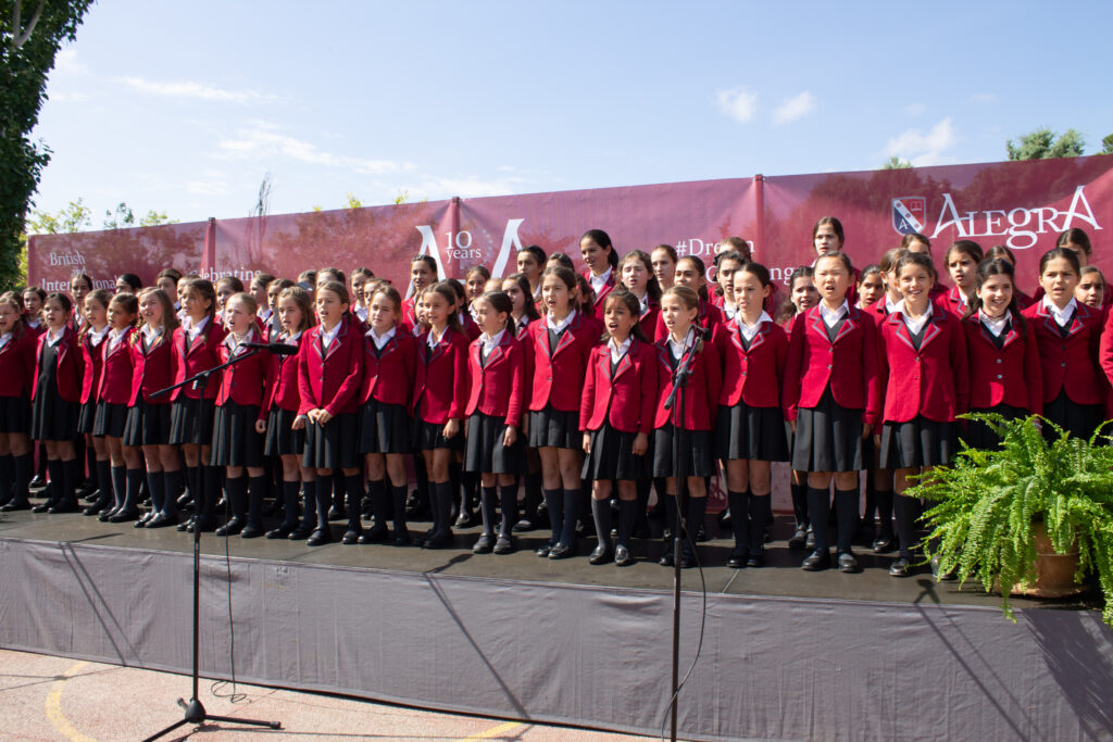 colegio-britanico-en-madrid-colegio alegra familias desfile 6