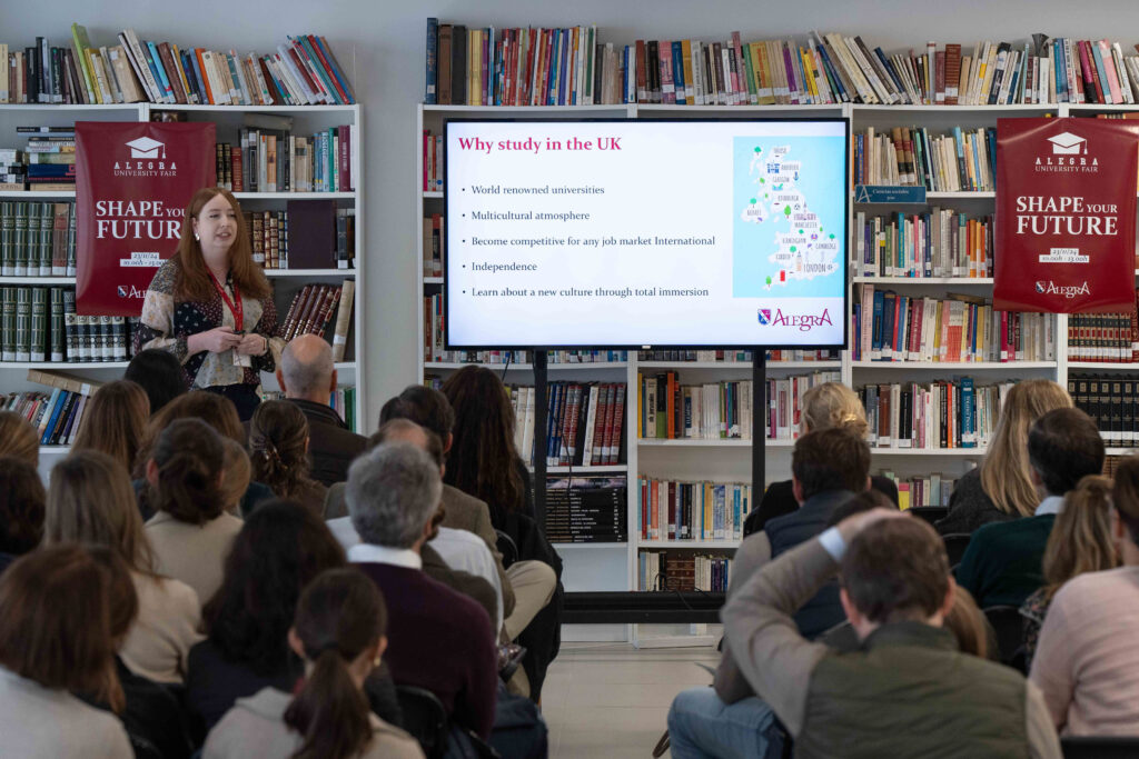 colegio-britanico-en-madrid-FeriadelasUniversidades 26