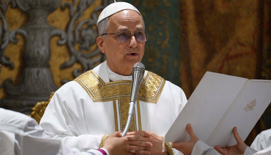 colegio-britanico-en-madrid-20250509T0653 POPE LEO FIRST MASS 1796805 1