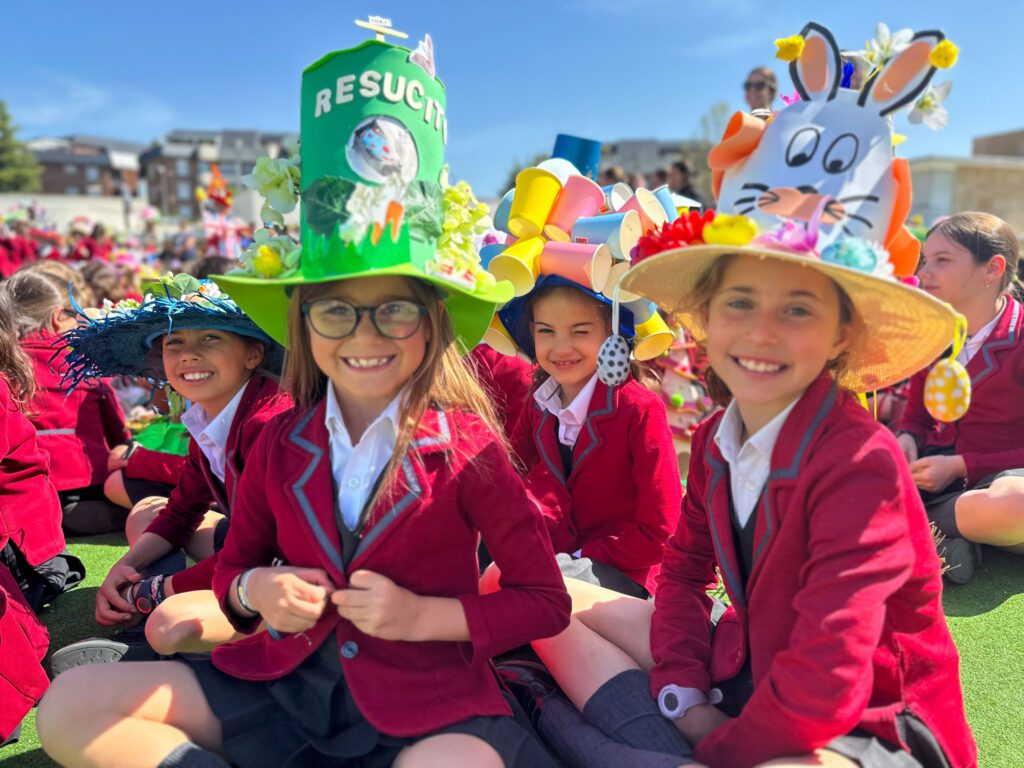 colegio-britanico-en-madrid-pascua alegra sombreros 19 1